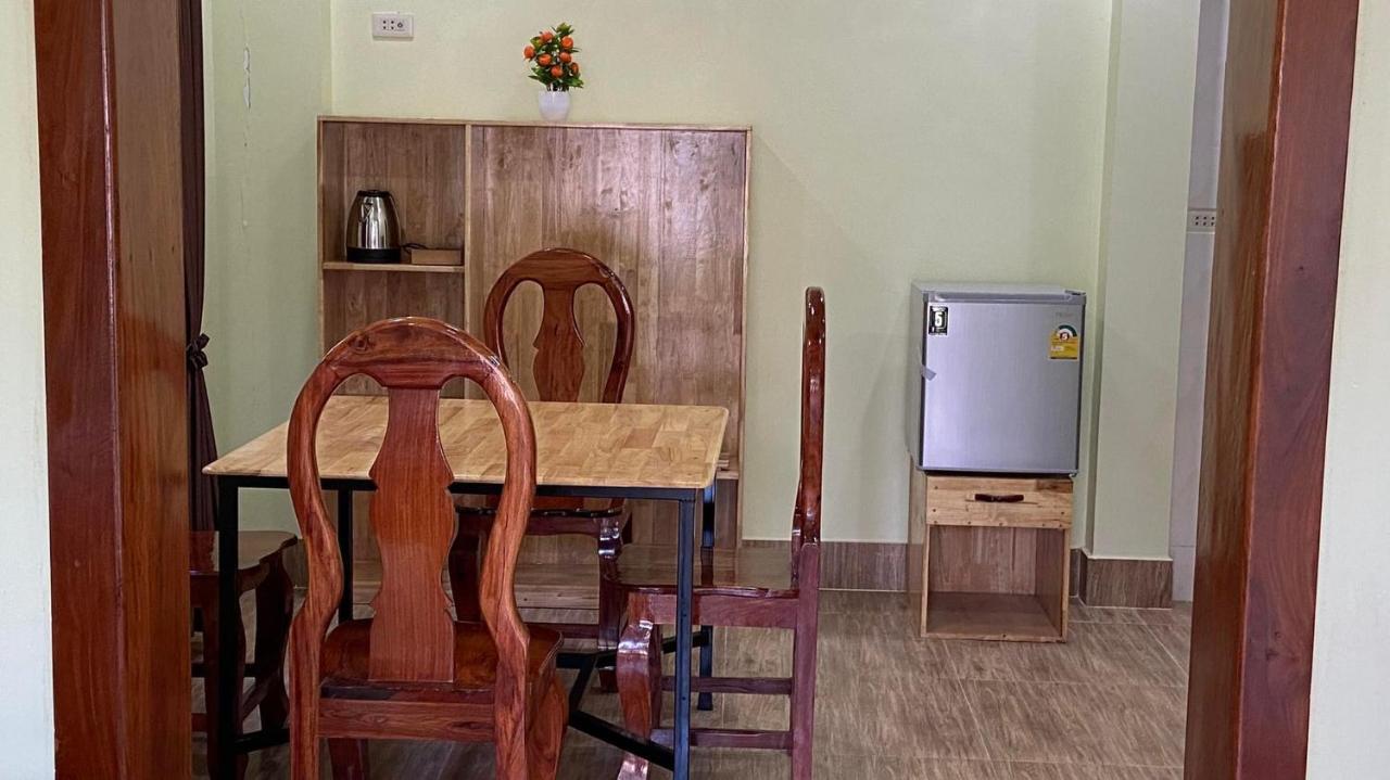 Serei Saophoan Villa Homestay Sisophon Ngoại thất bức ảnh